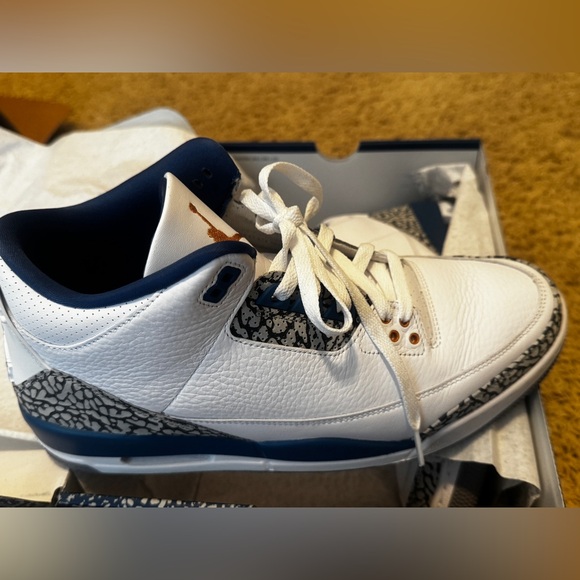 Air Jordan 3 Retro White/Metallic Copper Size 11